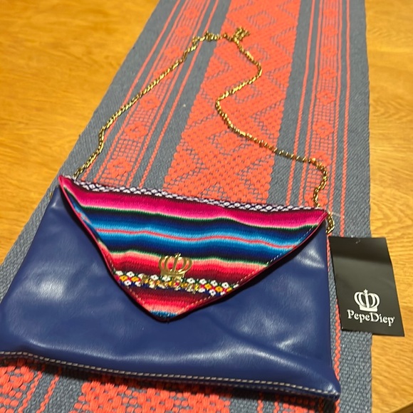 Blue chain bag - Picture 1 of 5